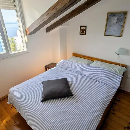 Paradies Prizba Apartman *